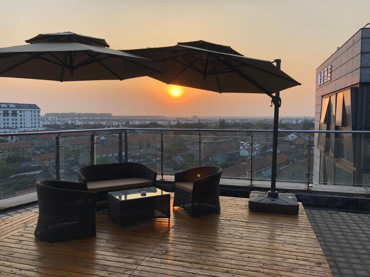 Weijing Express Hotel Changshu Dış mekan fotoğraf