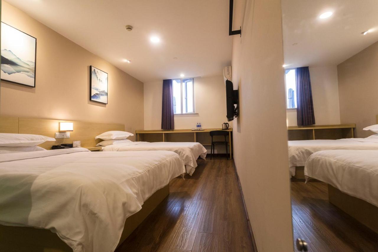 Weijing Express Hotel Changshu Dış mekan fotoğraf