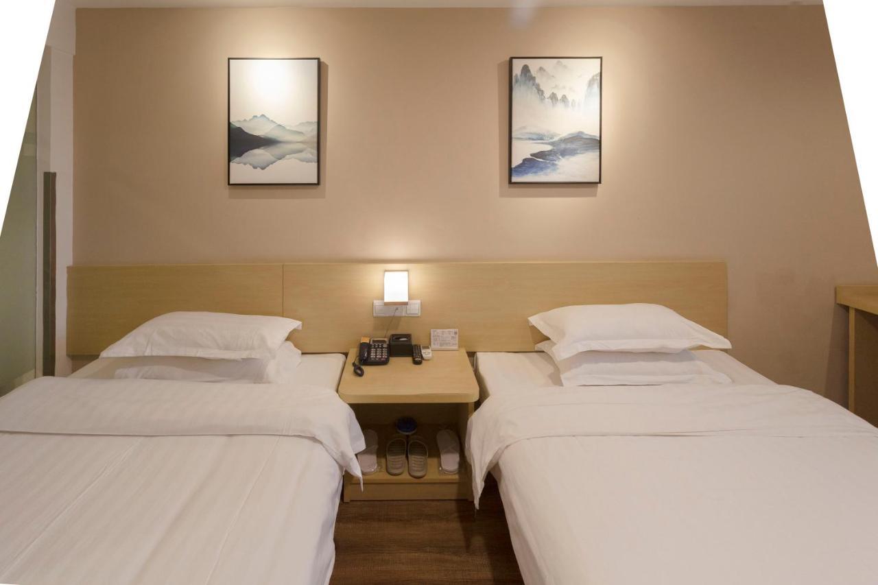 Weijing Express Hotel Changshu Dış mekan fotoğraf