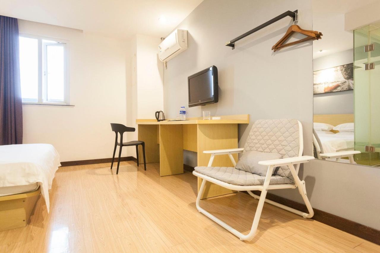 Weijing Express Hotel Changshu Dış mekan fotoğraf